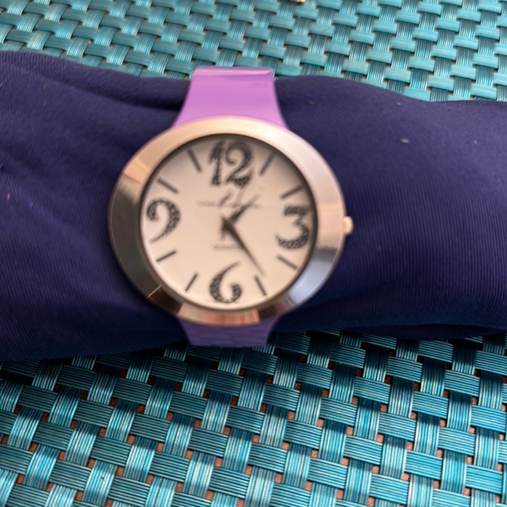 Via Nova bracelet watch with lavender band